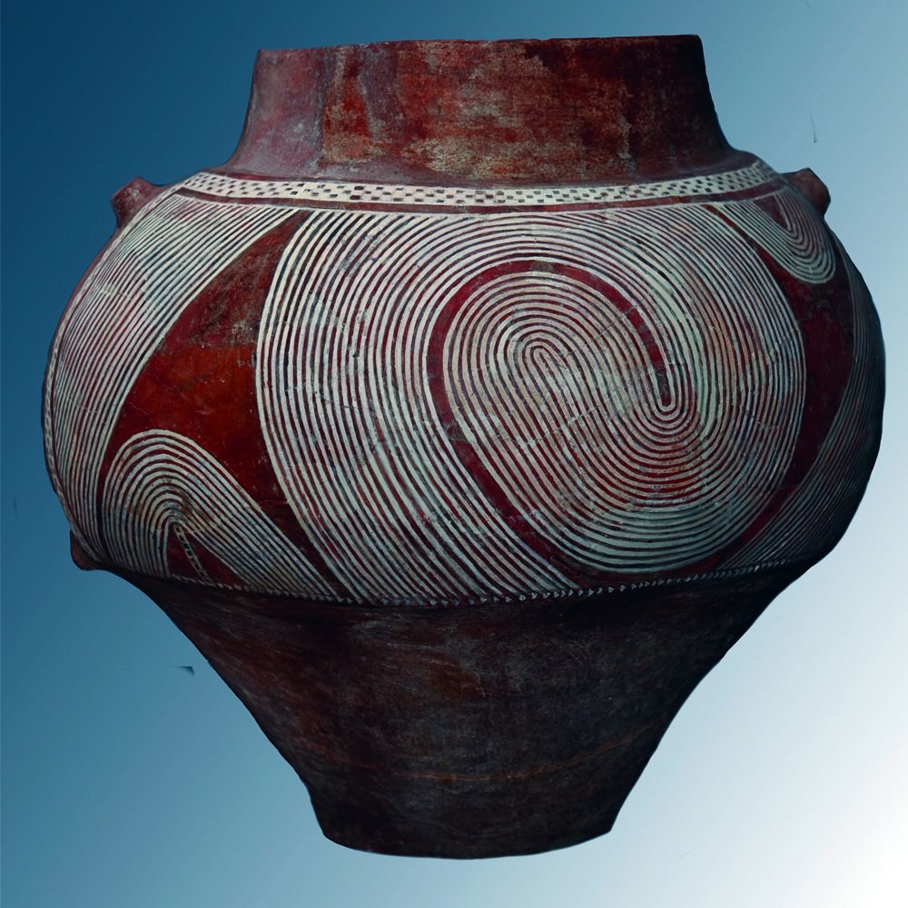 The prehistoric vessel is from the settlement mound in the village of Kableshkovo. In the 5th millennium BC the settlement was specialized in the production of pottery. Their work is characterized by beautiful shapes and unique geometric decorations reminiscent of the figures from the Nazca Plateau.